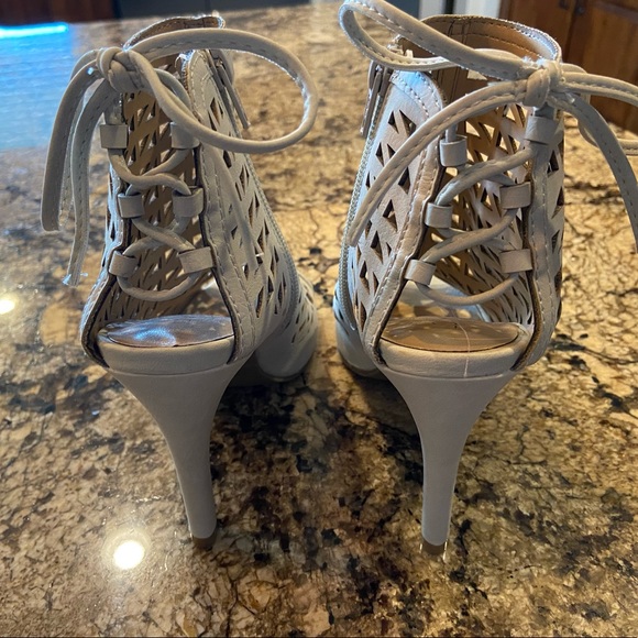 Dressy open toe heel’s - Picture 9 of 11